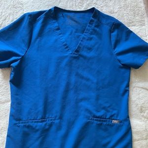 Figs Casma two pocket scrub top royal blue